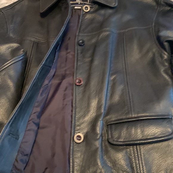 Oversized heavy black leather jacket - Picture 9 of 9